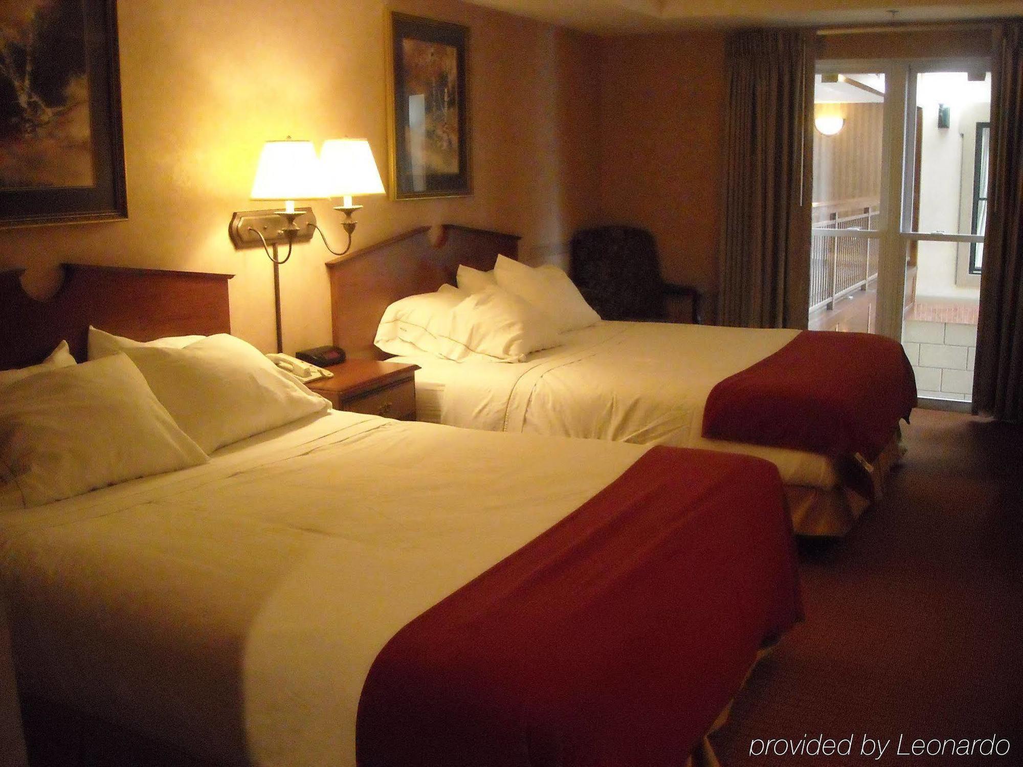 Holiday Inn Express Hotel & Suites Deadwood-Gold Dust Casino, An Ihg Hotel Phòng bức ảnh