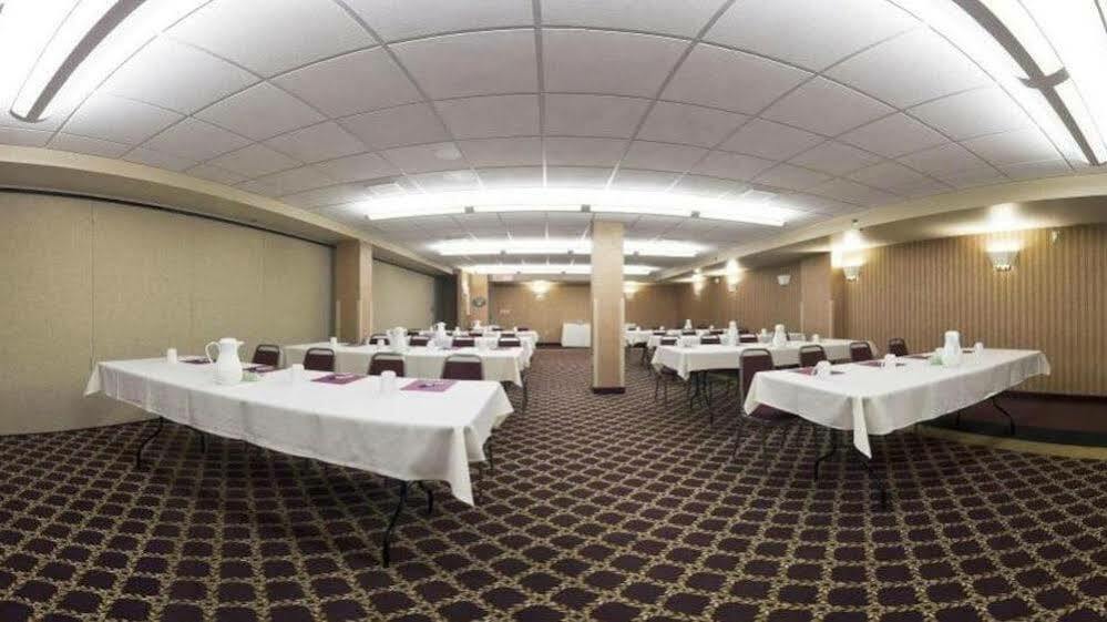 Holiday Inn Express Hotel & Suites Deadwood-Gold Dust Casino, An Ihg Hotel Ngoại thất bức ảnh